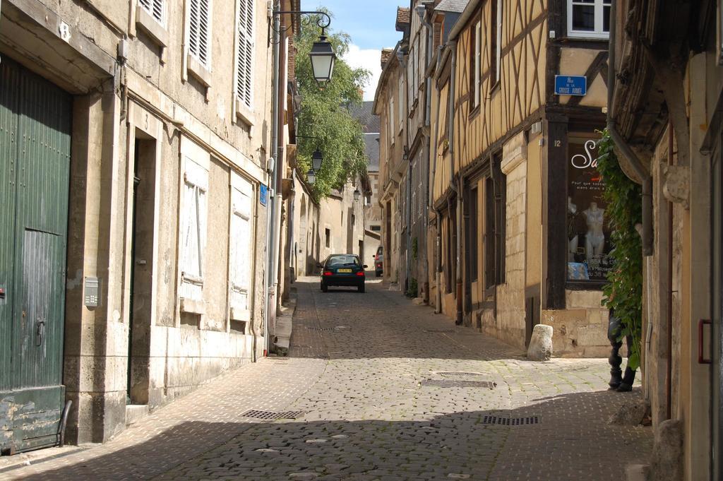 Hotel Saint Jean Bourges Eksteriør bilde