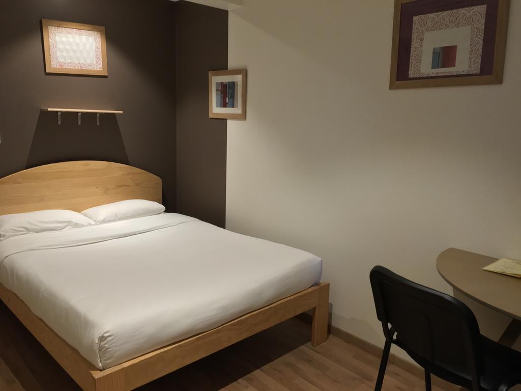 Hotel Saint Jean Bourges Eksteriør bilde