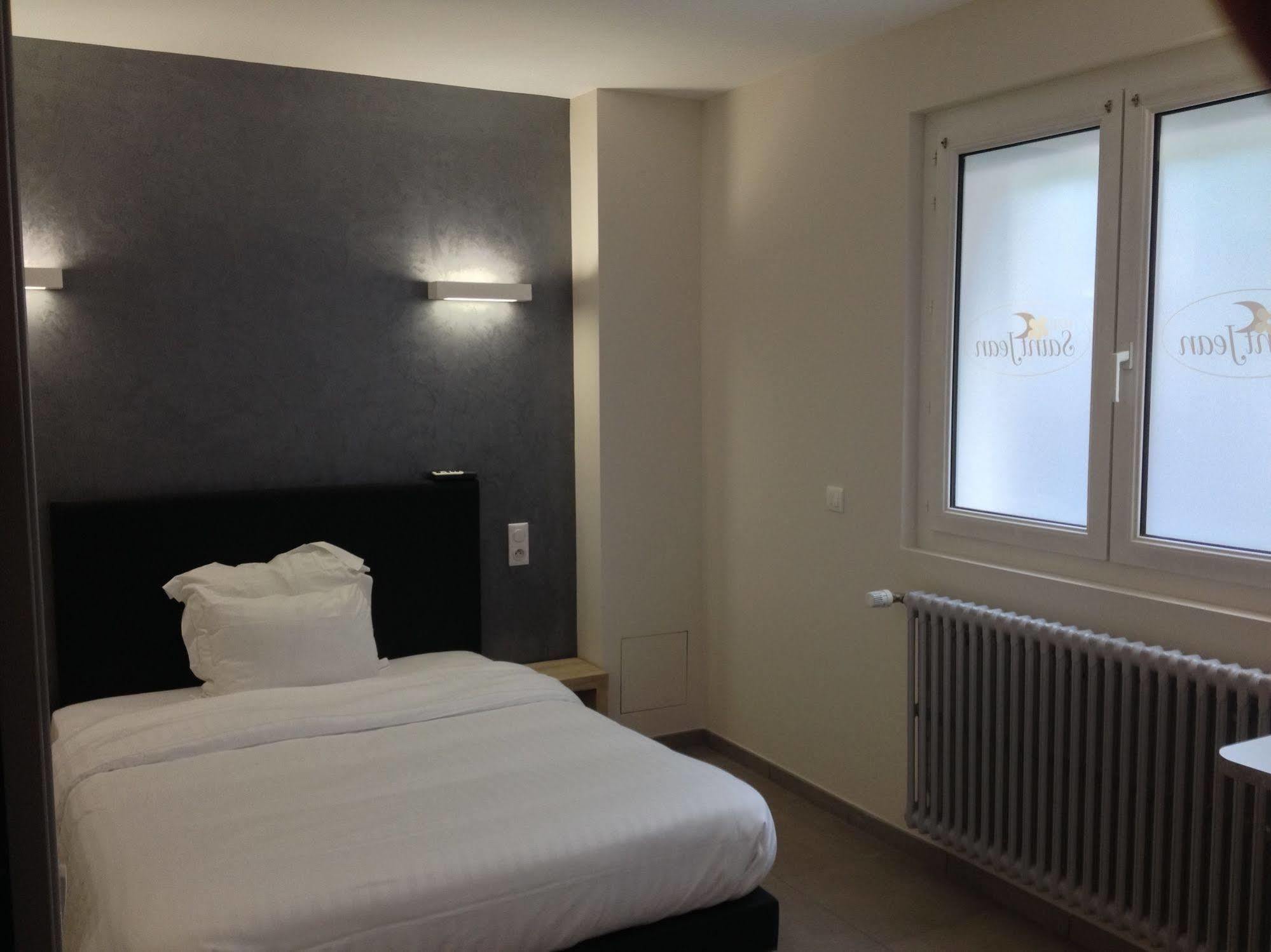 Hotel Saint Jean Bourges Eksteriør bilde
